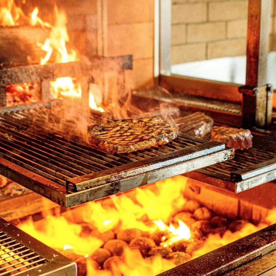 Ryleigh's Rooftop Steakhouse