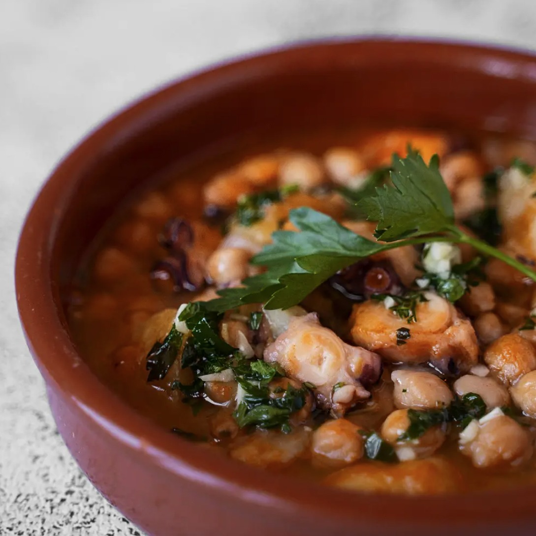 Platos tradicionales en La Cuchara de Carmela
