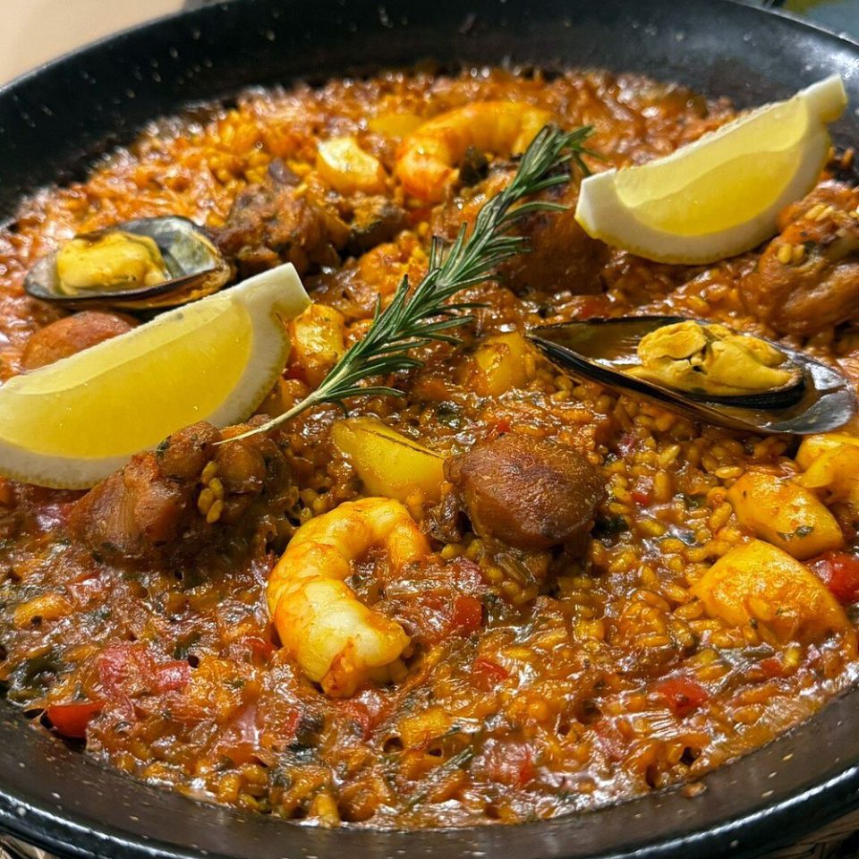 Arroz Diestro Tapas y Paellas