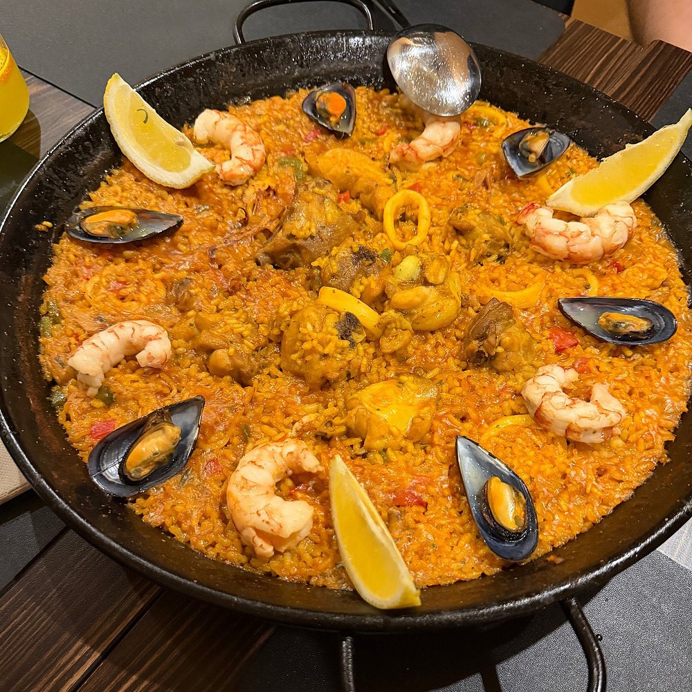 Salón Diestro Tapas y Paellas